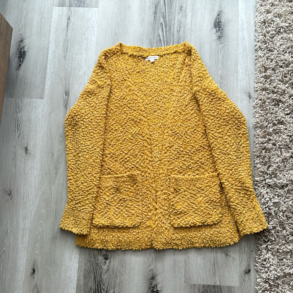 Mustard yellow long cardigan - M